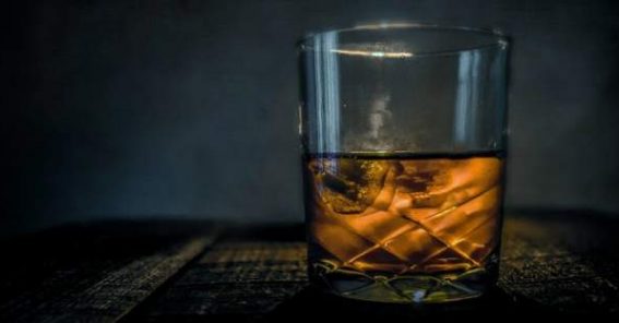 Crypto Webinar Trading receives first tranche of Kentucky Bourbon for new whiskey fund