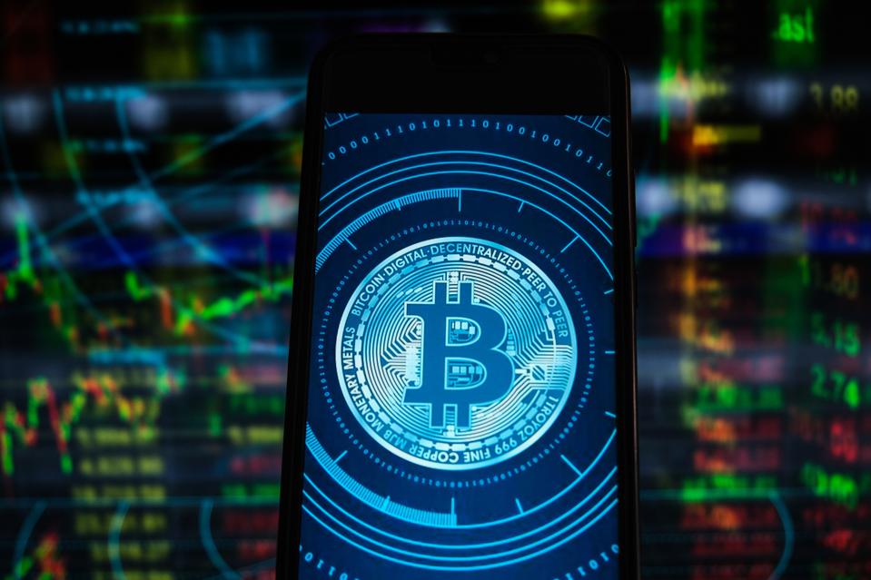 Crypto Webinar Trading Expands Investment Offerings with World&#8217;s First Traditional NFT Fund
